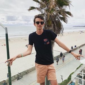 Meet your Posher, Avery